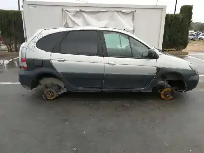 Scrapping Vehicle renault                                            scenic rx4 (ja0)                                                                                                                                                                                                                                           1.9 dci salomon of the year 2002 powered f9qk7
