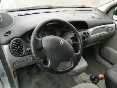 Scrapping Vehicle renault                                            scenic rx4 (ja0)                                                                                                                                                                                                                                           1.9 dci salomon of the year 2002 powered f9qk7