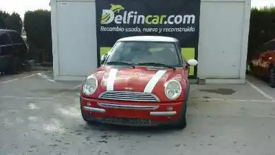 Veicolo di demolizione mini mini (r50,r53) cooper dell'anno 2002 alimentato w10b16a Veicolo di demolizione mini mini (r50,r53) cooper dell'anno 2002 alimentato w10b16a