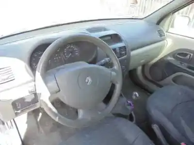 Утилизация автомобиля renault clio ii fase ii (b/cb0) authentique года 2002 питание d4fb7