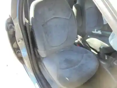 Véhicule à la ferraille citroen c5 berlina sx (e) de l'année 2005 alimenté rhr