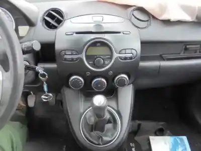 Veicolo di demolizione mazda 2 lim. (de) 1.6 cd diesel cat dell'anno 2009 alimentato y6