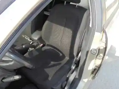 Veicolo di demolizione citroen c4 berlina vtr plus dell'anno 2006 alimentato 9hy (dv6ted4)