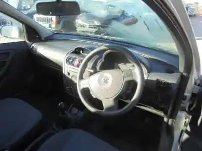 Veículo de Sucata opel corsa c cosmo do ano 2004 alimentado z13dt