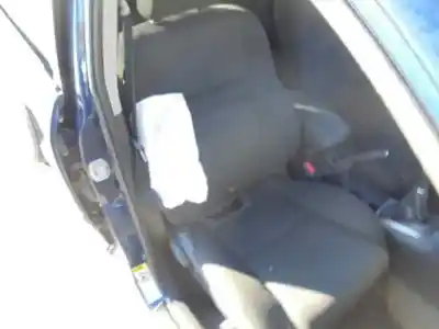 Scrapping Vehicle toyota corolla (_e12_) 2.0 d-4d (cde120r_ cde120l_) of the year 2005 powered 1cdftv