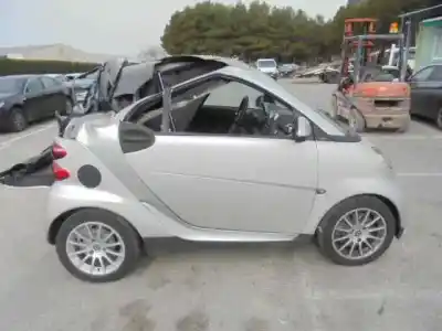 Veículo de Sucata smart coupe fortwo coupe (62kw) do ano 2007 alimentado 3b21
