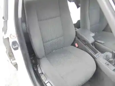 Veículo de Sucata bmw serie 3 berlina (e46) 320d do ano 2001 alimentado 204d1