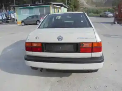 Sloopvoertuig volkswagen vento (1h2) gl van het jaar 1994 aangedreven aaz