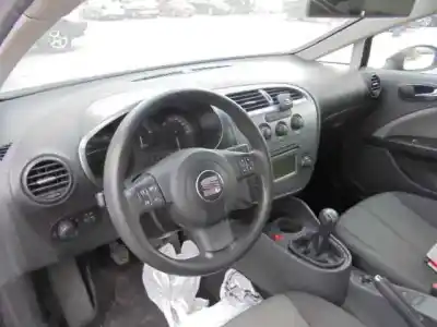 Veicolo di demolizione seat leon (1p1) reference dell'anno 2006 alimentato bxe
