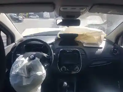 Sloopvoertuig renault captur expression van het jaar 2015 aangedreven h4bb4