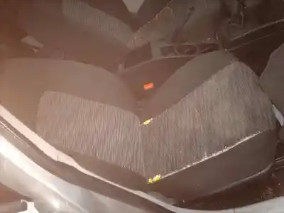 Veículo de Sucata kia cee´d active do ano 2007 alimentado d4fb