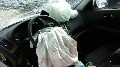 Veículo de Sucata hyundai i30 classic do ano 2008 alimentado g4fa