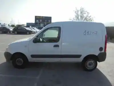 Здавання транспортного засобу renault kangoo (f/kc0) generique року 2006 потужний k9kb7