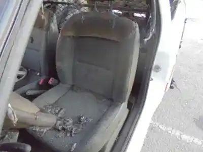 Здавання транспортного засобу renault clio ii fase ii (b/cb0) campus року 2010 потужний k9k1740