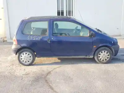 Veículo de Sucata renault twingo (co6) 1.2 (c066/67/68) 58 cv / 43 kw do ano 1998 alimentado d7ff7