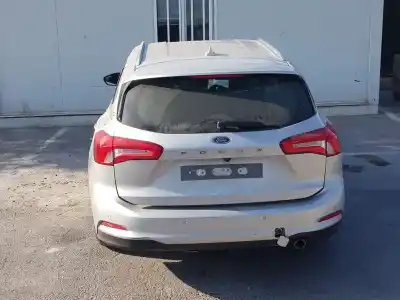 Veicolo di demolizione ford                                               focus                                                                                                                                                                                                                                                      active                                                                                                                                                                                                                                                     dell'anno 2019 alimentato ztda