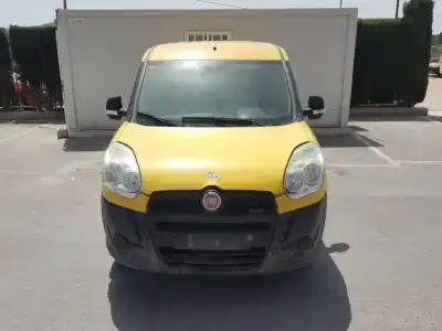 Veículo de Sucata fiat doblo cargo basis kasten do ano 2011 alimentado 199a3000
