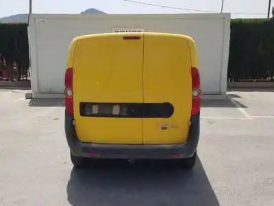 Veículo de Sucata fiat doblo cargo basis kasten do ano 2011 alimentado 199a3000