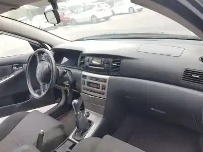 Veículo de Sucata toyota corolla (_e12_) 1.4 d (nde120_) do ano 2006 alimentado 1nd