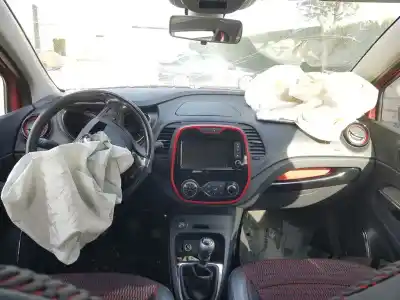 Veículo de Sucata renault captur zen do ano 2015 alimentado k9kf646