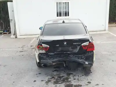 Veicolo di demolizione bmw serie 3 berlina (e90) 320d dell'anno 2006 alimentato 204d4