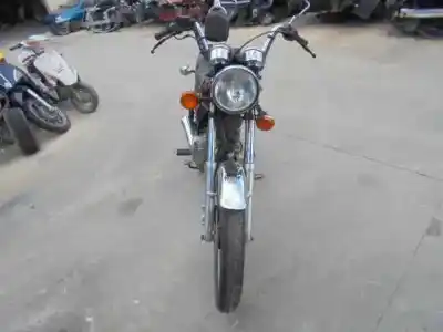 Véhicule à la ferraille yamaha                                             sr 250                                                                                                                                                                                                                                                     sr 250                                                                                                                                                                                                                                                     de l'année 1991 alimenté 21l