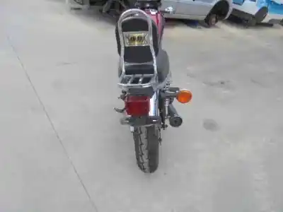 Véhicule à la ferraille yamaha                                             sr 250                                                                                                                                                                                                                                                     sr 250                                                                                                                                                                                                                                                     de l'année 1991 alimenté 21l