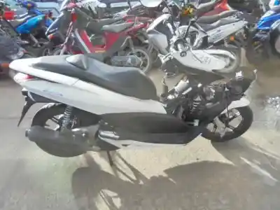 Veicolo di demolizione honda pcx 125 pcx 125 dell'anno 2012 alimentato jf28e