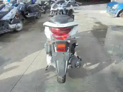 Veicolo di demolizione honda pcx 125 pcx 125 dell'anno 2012 alimentato jf28e