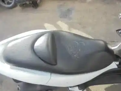 Veicolo di demolizione honda pcx 125 pcx 125 dell'anno 2012 alimentato jf28e