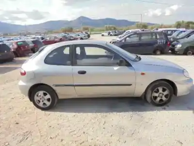 Veicolo di demolizione daewoo lanos 1.6 cat dell'anno 1998 alimentato a16dms