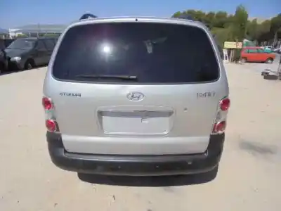 Sloopvoertuig hyundai trajet 2.0 crdi van het jaar 2004 aangedreven d4ea