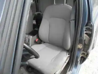 Sloopvoertuig jeep cherokee (kj) 2.5 crd limited van het jaar 2002 aangedreven 99b