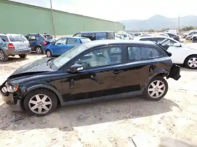 Veículo de Sucata volvo c30 2.0 d do ano 2007 alimentado d4204t
