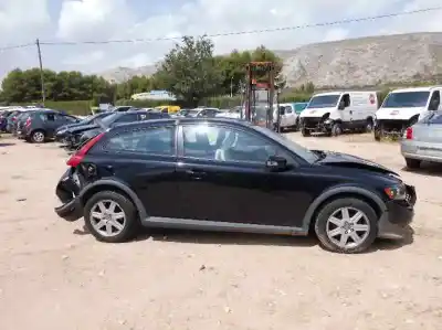 Veículo de Sucata volvo c30 2.0 d do ano 2007 alimentado d4204t