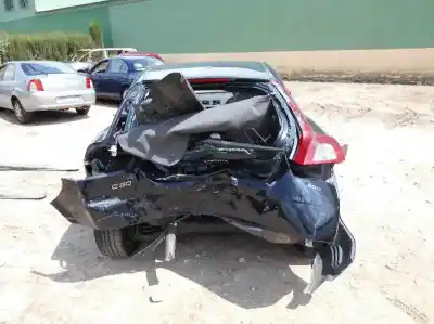 Veículo de Sucata volvo c30 2.0 d do ano 2007 alimentado d4204t