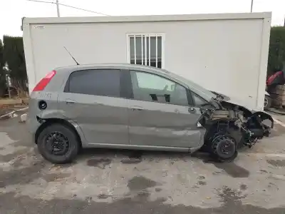 Здавання транспортного засобу fiat grande punto (199) 1.4 16v dynamic (01.2007->) року 2009 потужний 199a6000