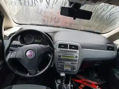 Здавання транспортного засобу fiat grande punto (199) 1.4 16v dynamic (01.2007->) року 2009 потужний 199a6000