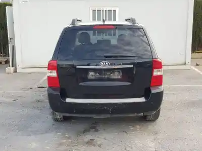 Verschrottungsfahrzeug kia carnival 2.9 crdi vgt active des jahres 2007 angetrieben j3