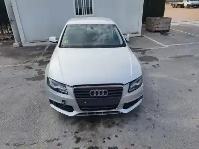 Veículo de Sucata audi a4 berlina (b8) e do ano 2010 alimentado cagb
