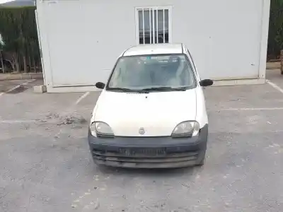 Veicolo di demolizione fiat seicento (187) s dell'anno 2005 alimentato 