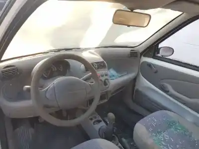 Veicolo di demolizione fiat seicento (187) s dell'anno 2005 alimentato 