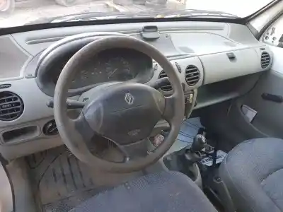 Здавання транспортного засобу renault kangoo (f/kc0) rn/alap modell (kcoa/c/d/e/h/u) року 2003 потужний k9k704