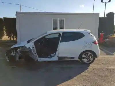 Scrapping Vehicle RENAULT CLIO IV Authentique of the year 2017 powered D4FD740