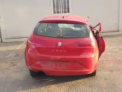 Veículo de Sucata seat leon (1p1) reference do ano 2010 alimentado caxc