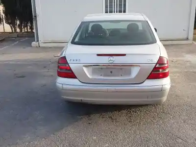 Veicolo di demolizione mercedes-benz clase e (w211) berlina e 220 cdi (211.006) dell'anno 2002 alimentato 646961