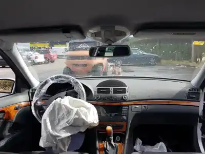 Veicolo di demolizione mercedes-benz clase e (w211) berlina e 220 cdi (211.006) dell'anno 2002 alimentato 646961