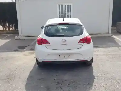 Veículo de Sucata opel astra j lim. excellence do ano 2015 alimentado b16dtl