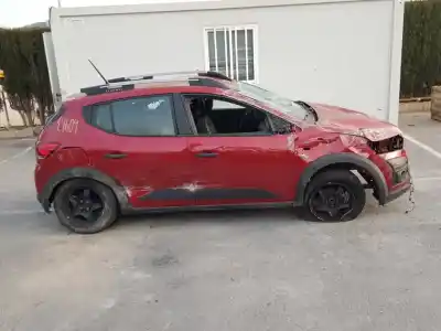 Veículo de Sucata dacia sandero stepway do ano 2021 alimentado h4df4
