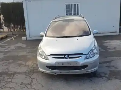 Scrapping Vehicle peugeot 307 break / sw (s1) sw of the year 2004 powered rhs
